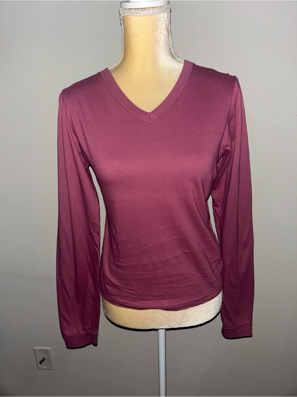 NEW Hard Tail V-Neck Long Sleeve Top - Mauve Sz L
